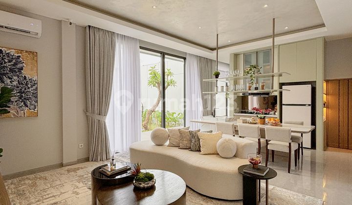 Rumah 2 Lantai Dijantung Grand Wisata 2