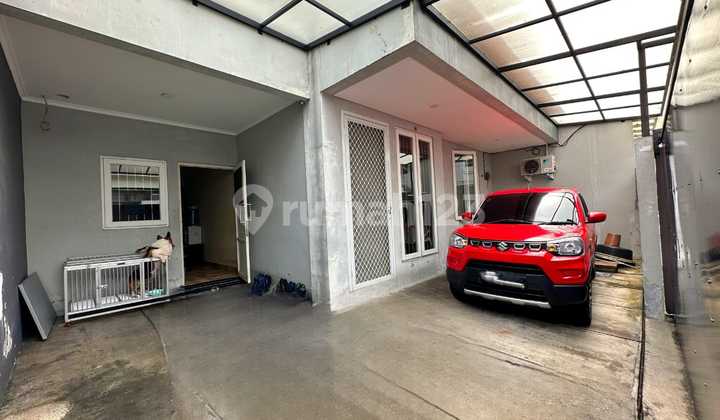 Dijual Rumah 3 Lantai Fully Furnish di Jakarta Pusat Dijual Rumah 3 Lantai Fully Furnish di Jakarta Pusat