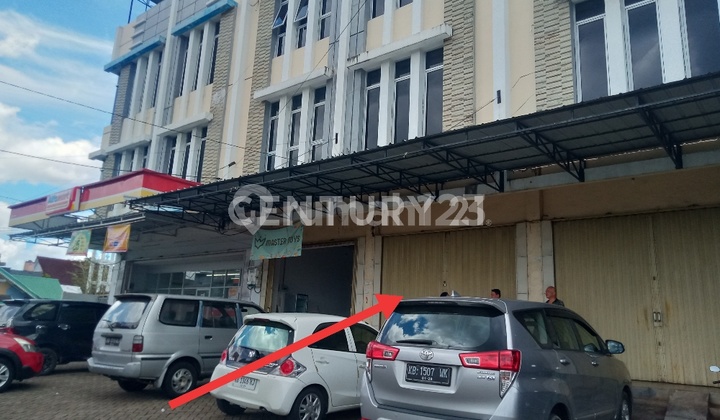 Ruko on Karya Baru Street, Near Mega Mall and Public Offices