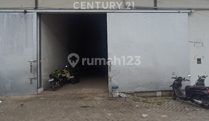 Ready-to-Use Warehousing Near Pontianak Port Ready-to-Use Warehousing Near Pontianak Port