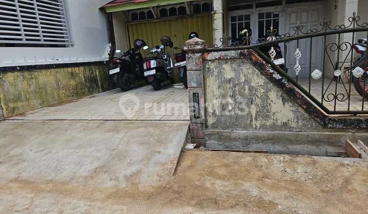 Rumah Daerah Pusat Kuliner Jl. Serdam Pontianak 2