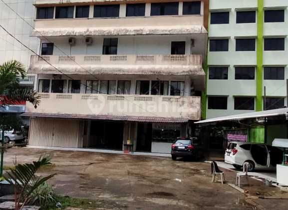 4-Storey Shop House, 3 Units, Ahmad Yani Location. S: Suitable for Office and Business. 1