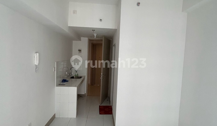 For Rent: Tokyo Riverside Studio Apartment, Unfurnished, Cheap and Cheerful 2