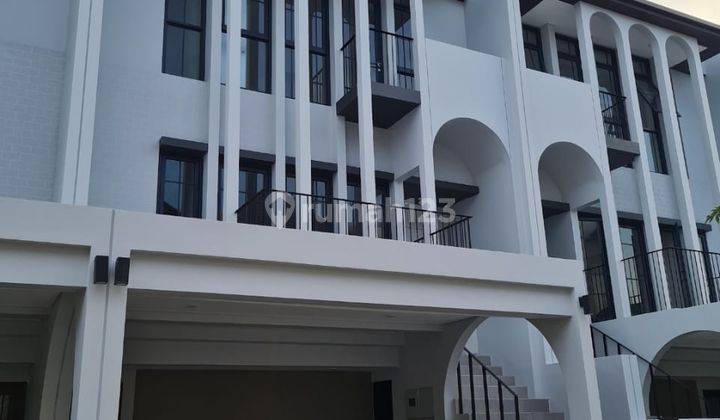 Di Jual Rumah Aether Greenwich Bsd Tangerang Selatan 1