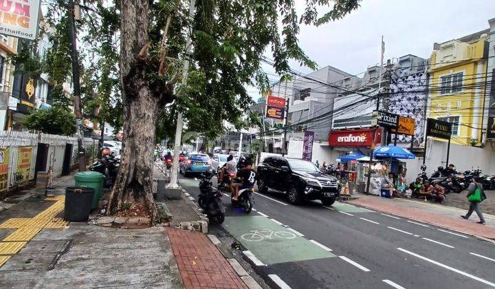 Di sewakan Ruko Modern 3 lantai lokasi di Jl Tebet Raya Tebet Timur Jakarta Selatan 2