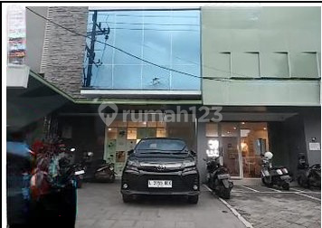 For Sale: Commercial Building (Ruko) via Auction in Gubeng Area, Surabaya City For Sale: Commercial Building (Ruko) via Auction in Gubeng Area, Surabaya City