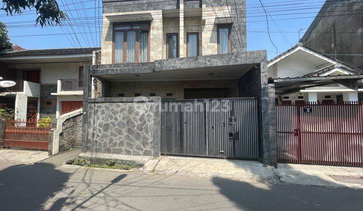 Dijual Rumah Lelang 2 Lantai di Jalan Sekepanjang Cikutra Bandung 2