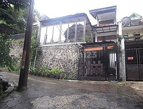 Dijual Rumah di Jl. Griya Elok Raya, Kab. Bandung 1