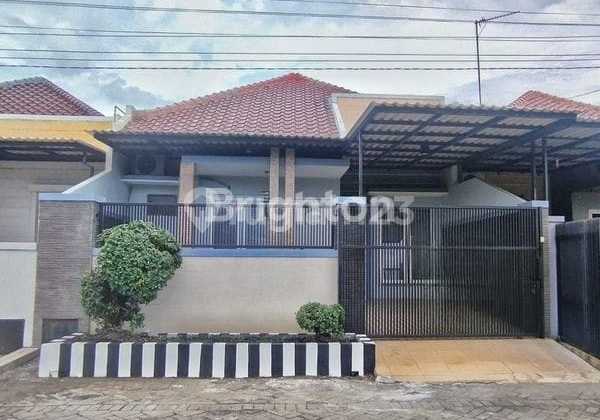 Semi-Furnished 1-Story House in Nirwana Executive Area, Rungkut, Within a Cluster Near Superindo Merr, Baruk, UPN, Dinamika, Purimas, Nginden Semi-Furnished 1-Story House in Nirwana Executive Area, Rungkut, Within a Cluster Near Superindo Merr, Baruk, UPN, Dinamika, Purimas, Nginden