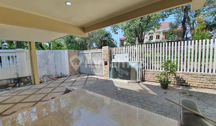 New Renovated House Ready to Use 1.5 Floors Suitable for Office, Cafe, Living Second Road City Center Commercial Near Pucang Bratang Baratajaya Gubeng Kertajaya Unair Manyar 2