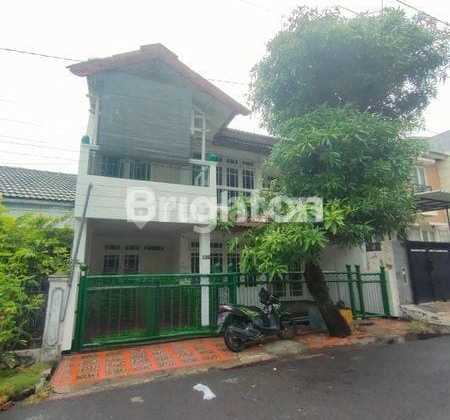 Rumah 2 Lantai Dekat Galaxy Mall, Merr, Mulyosari Sutorejo, Dharmahusada, Its, Unair, Tengah Kota, Manyar Kertoarjo Rumah 2 Lantai Dekat Galaxy Mall, Merr, Mulyosari Sutorejo, Dharmahusada, Its, Unair, Tengah Kota, Manyar Kertoarjo
