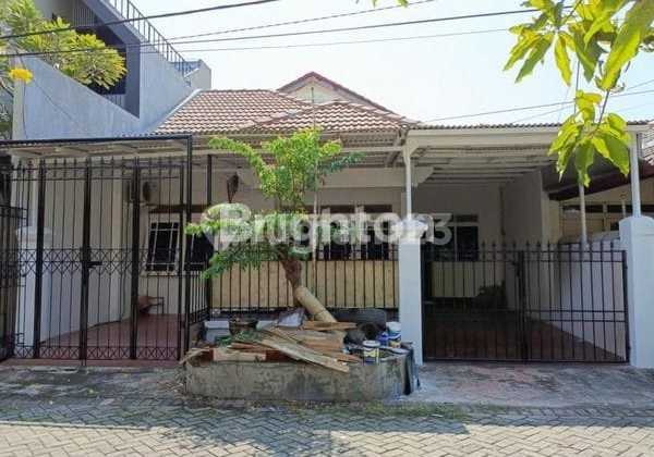 Rumah Semi Furnish Rungkut Mapan Siap Huni Dekat Merr Superindo, Baruk, Upn, Purimas, Akses Tol, Ubaya Tenggilis Rumah Semi Furnish Rungkut Mapan Siap Huni Dekat Merr Superindo, Baruk, Upn, Purimas, Akses Tol, Ubaya Tenggilis