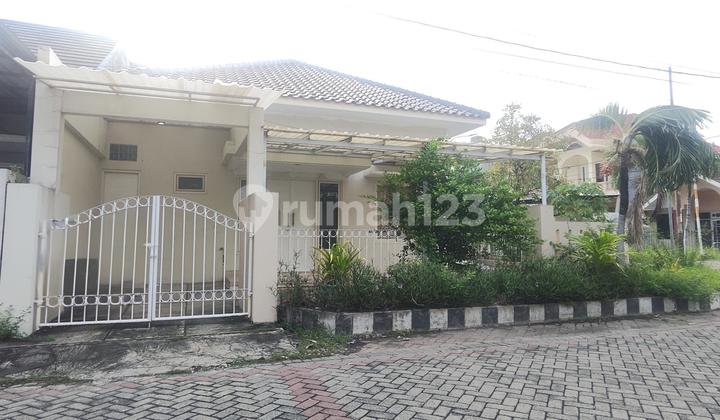 Semi-Furnished House, Hook, Cuakep Nirwana Executive, Row 3 Cars, Near Merr Rungkut Superindo, Nginden Purimas Baruk, Toll Access, UPN Ubaya, IPH Dinamika