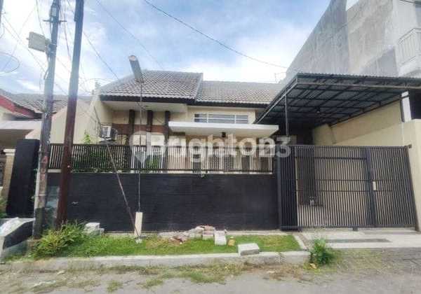Nice Minimalist House Rarely Available Ready to Occupy in Klampis Wisma Mukti near Manyar, Merr Galaxy Mall, Its Unair, Pakuwon City, Araya, City Center, Dharmahusada Kertajaya, Ngagel