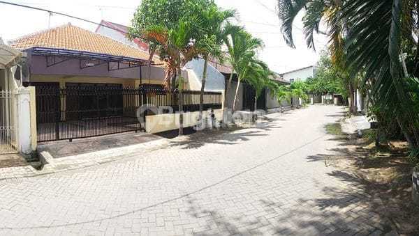 Spacious Saronojiwo 1-Story Ready-to-Use House Near Jemursari Main Road, Panjang Jiwo, Sidosermo, Jagir, Prapen, Ubaya Tenggilis, Kendangsari, Margorejo, Bratang, Barata Jaya, Manyar, Nginden, Ngagel