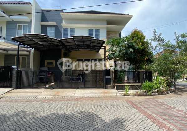 Araya 2 House, Luxurious, Minimalist, Move-in Ready, Semi-Furnished, Suitable for Student Boarding, Close to ITS, Untag, Unair, and Hang Tuah Campuses, Manyar Klampis Nginden. Araya 2 House, Luxurious, Minimalist, Move-in Ready, Semi-Furnished, Suitable for Student Boarding, Close to ITS, Untag, Unair, and Hang Tuah Campuses, Manyar Klampis Nginden.