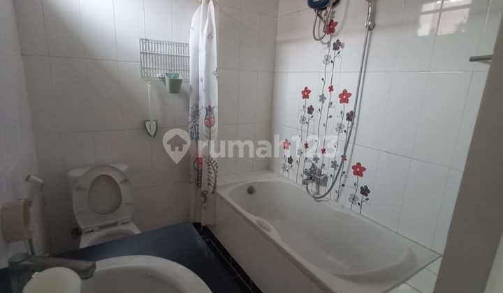 Dijual rumah bagus dgn kelebihan tanah samping di Cluster Harmoni 2