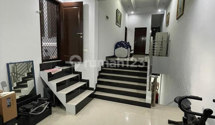 Dijual Rumah  siap huni di sunter jakut 2 lantai furnished 