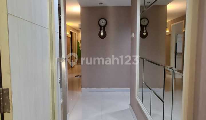 Dijual Office / komersil tempat usaha  Di royal springhill golf residence kemayoran jakpus