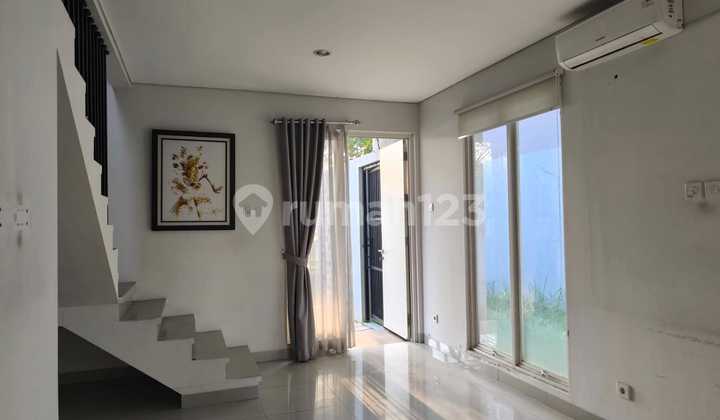 For Sale: Houses with Land in Lavesh Cluster, Harapan Indah City, Bekasi. House Price: 2 Billion (Slightly Negotiable) For Sale: Houses with Land in Lavesh Cluster, Harapan Indah City, Bekasi. House Price: 2 Billion (Slightly Negotiable)