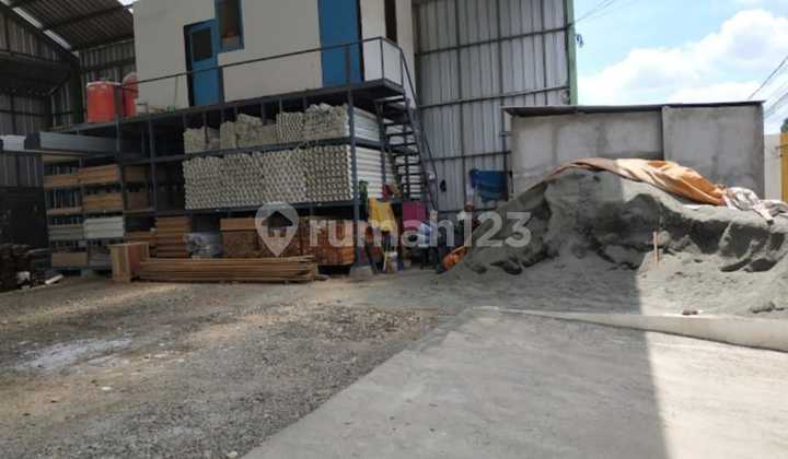 Disewakan gudang raya bogor jakarta pinggir jalan utama  (cimandala) bogor