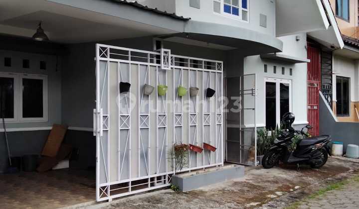 Beautiful Fully Furnished House Strategic Location in Sinduadi Mlati Sleman 2