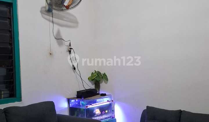 Rumah Tinggal Lokasi Strategis Dekat Kebun Binatang Gembira Loka  2