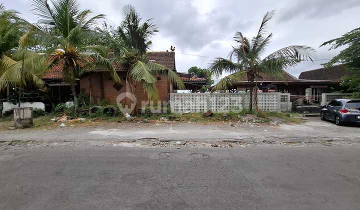 Land 332 m2 SHM (Certificate of Ownership) in Ngaglik, Sleman, Yogyakarta