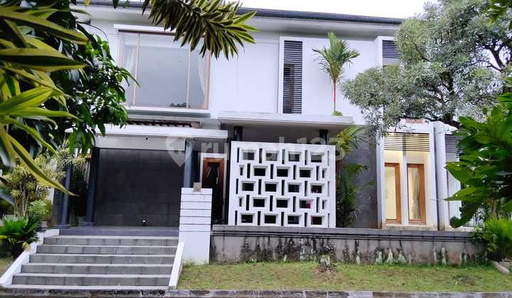 Rumah Mewah Modern di Perumahan One Gate System 2