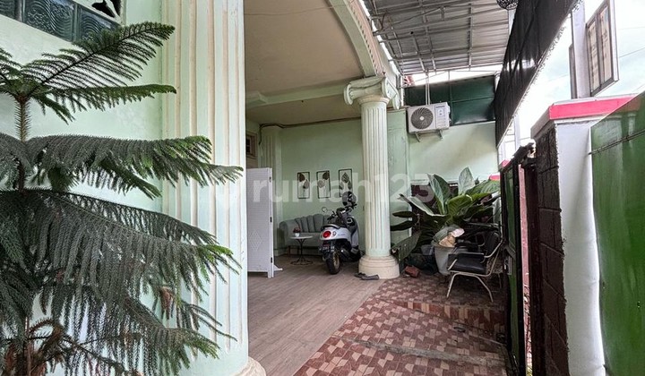 Rumah Tinggal 3 Lantai Lokasi Strategis dekat Kawasan Bisnis Jalan Magelang 2