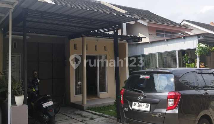 Disewakan Rumah Tinggal Siap Huni Lokasi Strategis di Area Banguntapan Bantul