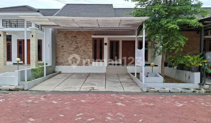 Rumah Tinggal dalam Perumahan Lokasi Strategis di Sewon Bantul Rumah Tinggal dalam Perumahan Lokasi Strategis di Sewon Bantul