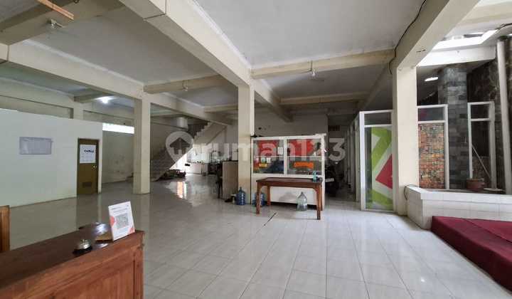 For Rent Strategic Business Space on Laksda Adisucipto Street, Sleman 2