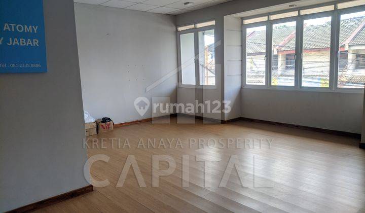 Ruko 2 Lantai Bagus terawat Lokasi Ramai Dan Strategis Ready Untuk Usaha di Komplek Kurdi Kota Bandung 2