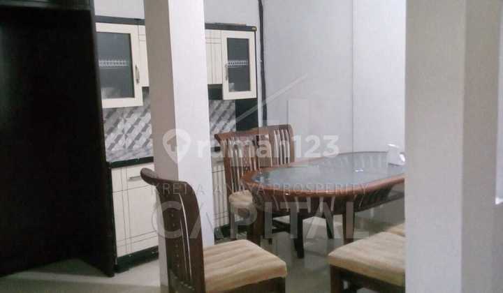 Rumah Cantik Seperti Baru di Batu Indah Bandung Cocok untuk Buka Usaha Maupun Tempat Tinggal