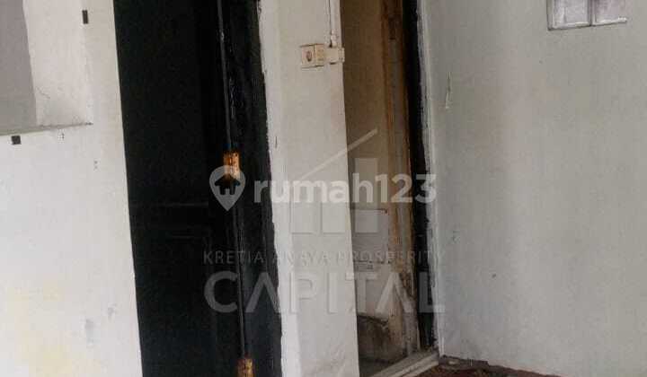 Main Road Shop House in Inoftank Bandung Can Be Partitioned Into 2 1