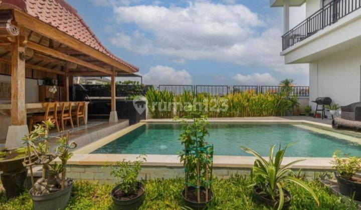 Jual Villa Pemandangan Padi Nan Hijau Lingkungan Tenang Bersih 2