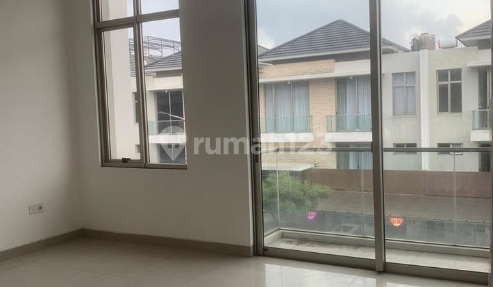 Nice Minimalist 2-Storey House Ready to Occupy in PIK 2 Manhattan, Tangerang 2
