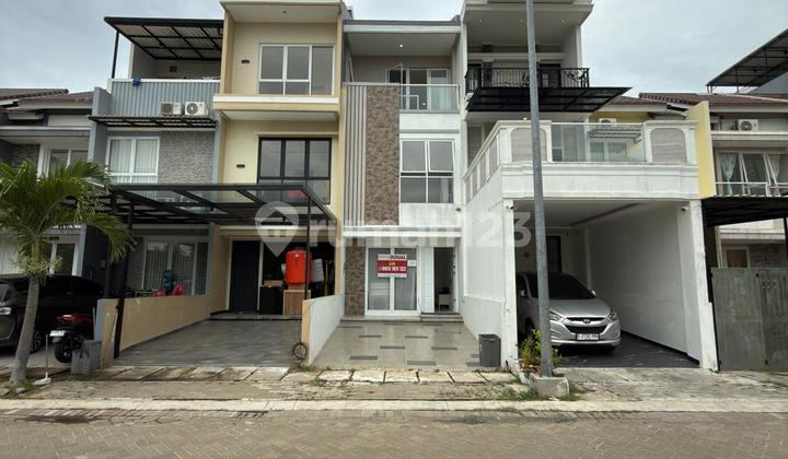 Rumah Bagus 3 Lantai Dalam Cluster di Pegadungan, Kalideres - Jakarta Barat Rumah Bagus 3 Lantai Dalam Cluster di Pegadungan, Kalideres - Jakarta Barat