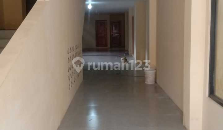 Kost for Sale 31 Rooms in Mangga Besar Potential Income 80 Million/Month 2