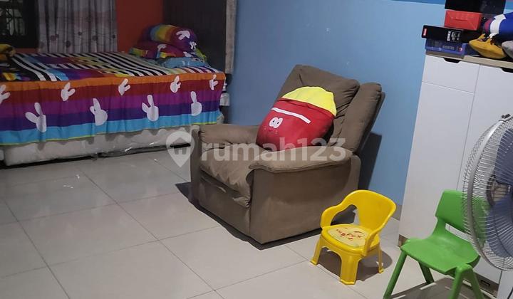 Dijual Rumah 2 Lantai Siap Huni di Taman Royal Tangerang - Lingkungan Tenang & Strategis 2