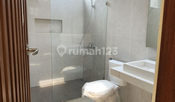 Bisa Nego, Gak Nyangka! Rumah Baru 2 Lantai di Metland Puri Jakarta Barat Siap Huni Sekarang! 2