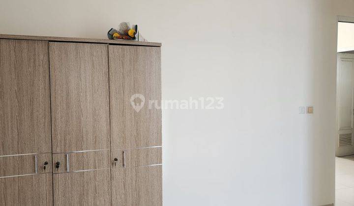 Rumah dengan Taman dan Luas di West Europe Green Lake City 2