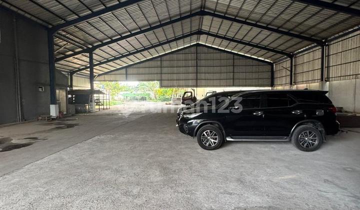 Warehouse9879432Good and Spacious Warehouse for Business in Kh. Hasyim Warehouse9879432Good and Spacious Warehouse for Business in Kh. Hasyim