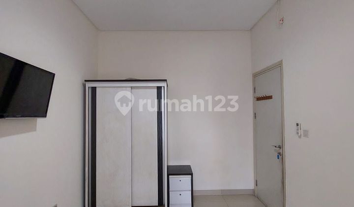 Paket Lengkap! Rumah Full Furnished + Lingkungan Nyaman, dan Strategis di Cluster Amerika Green Lake City 2