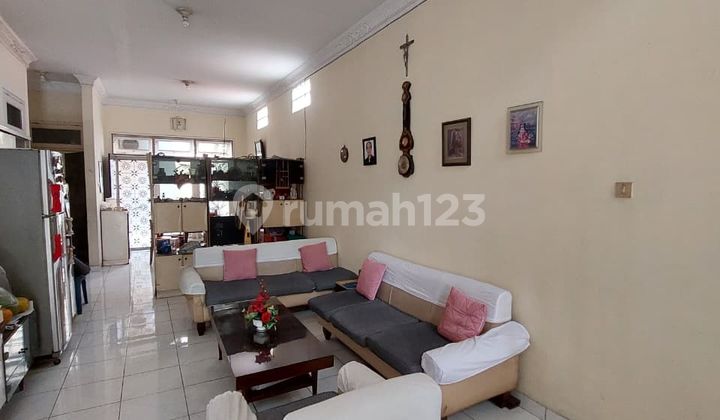2-Story House with SHM, Good Condition in Grawisa West Jakarta, Negotiable Price! 2