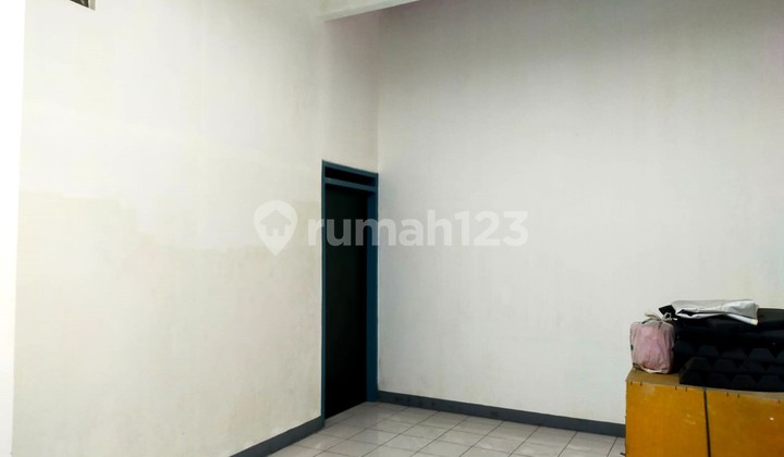 Nego! Ruko 3 Lantai Siap Huni di Grogol Petamburan Jakarta Barat Nego! Ruko 3 Lantai Siap Huni di Grogol Petamburan Jakarta Barat