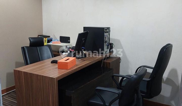 Strategic Office in the Thamrin Area | Semi-Furnished & Ready to Use