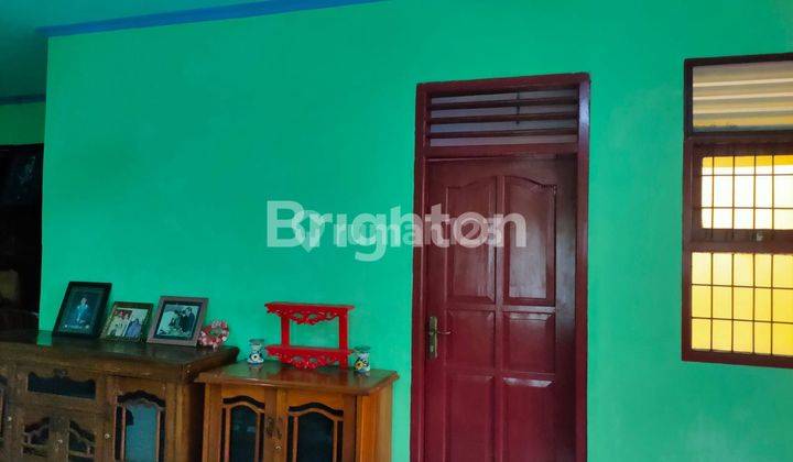 Dijual Rumah 2 lt ex Klinik Kesehatan 2