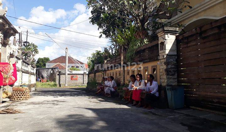 Barito Residence Disewakan Rumah Strategis di Lokasi Premium 2 Lantai, 4 Kamar Tidur, Kolam Renang di Panjer Denpasar Bali  1